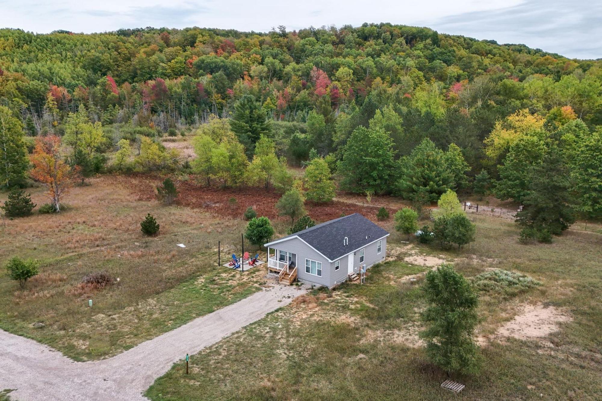 Family Home In Rapid City About 4 Mi To Torch Lake! Εξωτερικό φωτογραφία